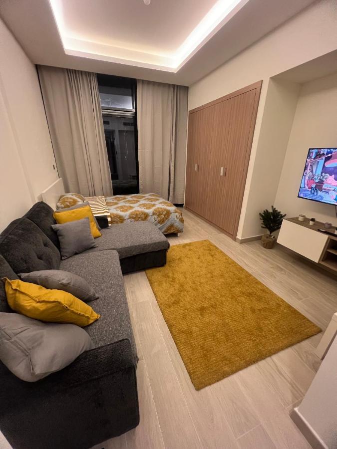 Modern Studio Center Of Дубай Экстерьер фото